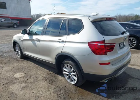 2016 BMW X3 xDrive28I z USA, uszkodzony, nr VIN 5UXWX9C51G0D72704